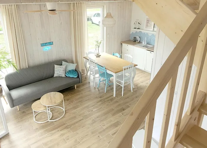 Coco Cupel - Aqua Z Jakuzzi *