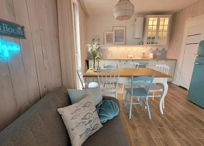 Coco Cupel - Aqua Z Jakuzzi Nyaraló *