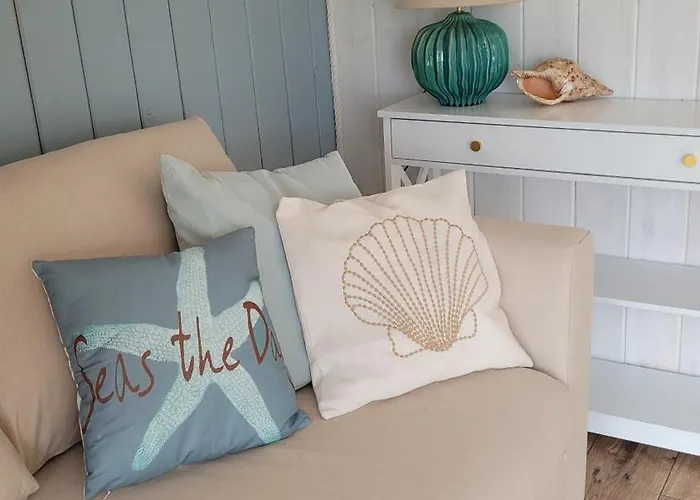 Coco Cupel - Aqua Z Jakuzzi *