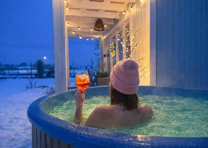 Coco Cupel - Aqua Z Jakuzzi Holiday home